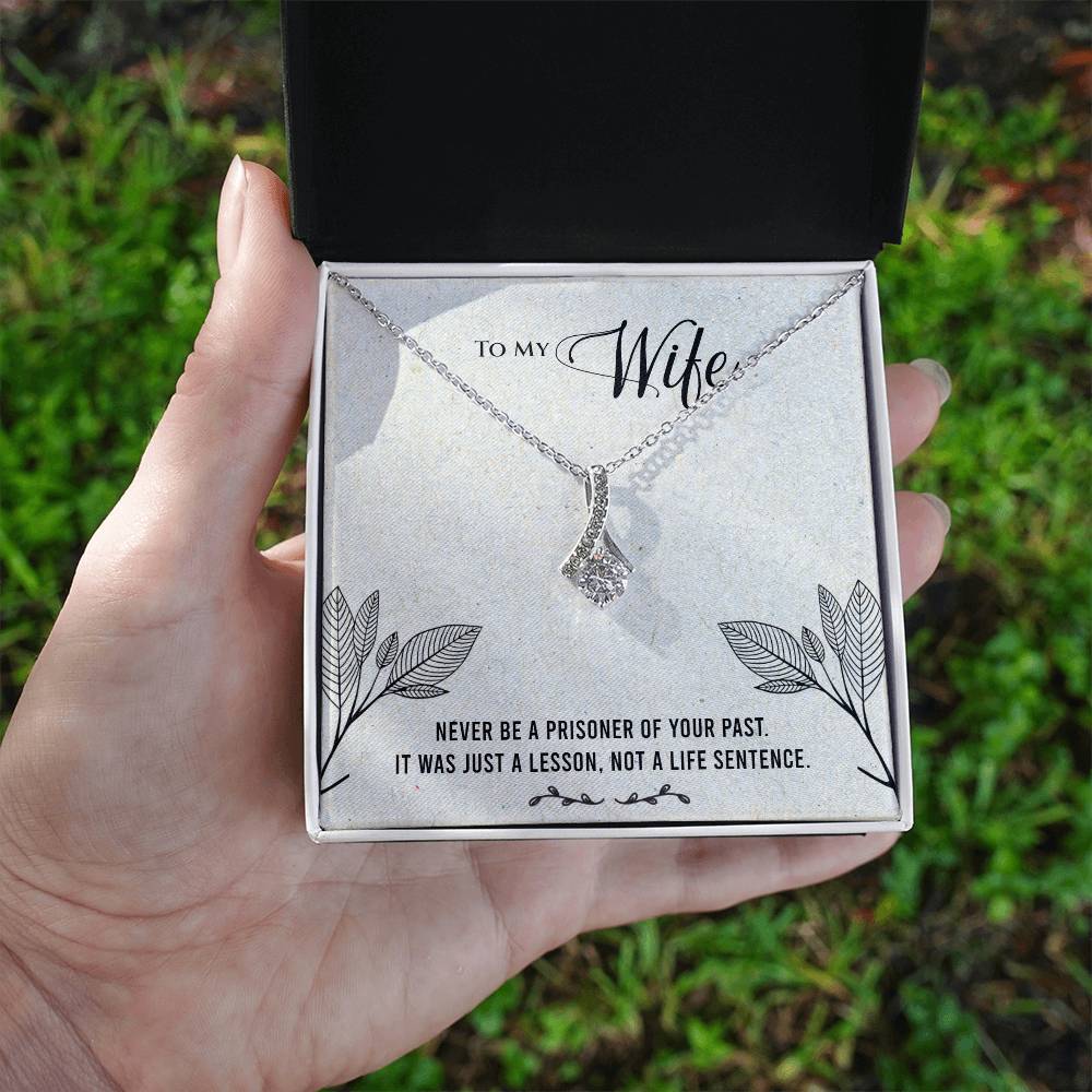 For My Wife - Never Be a Prisoner - Alluring Beauty Necklace  (Yellow & White Gold Variants)